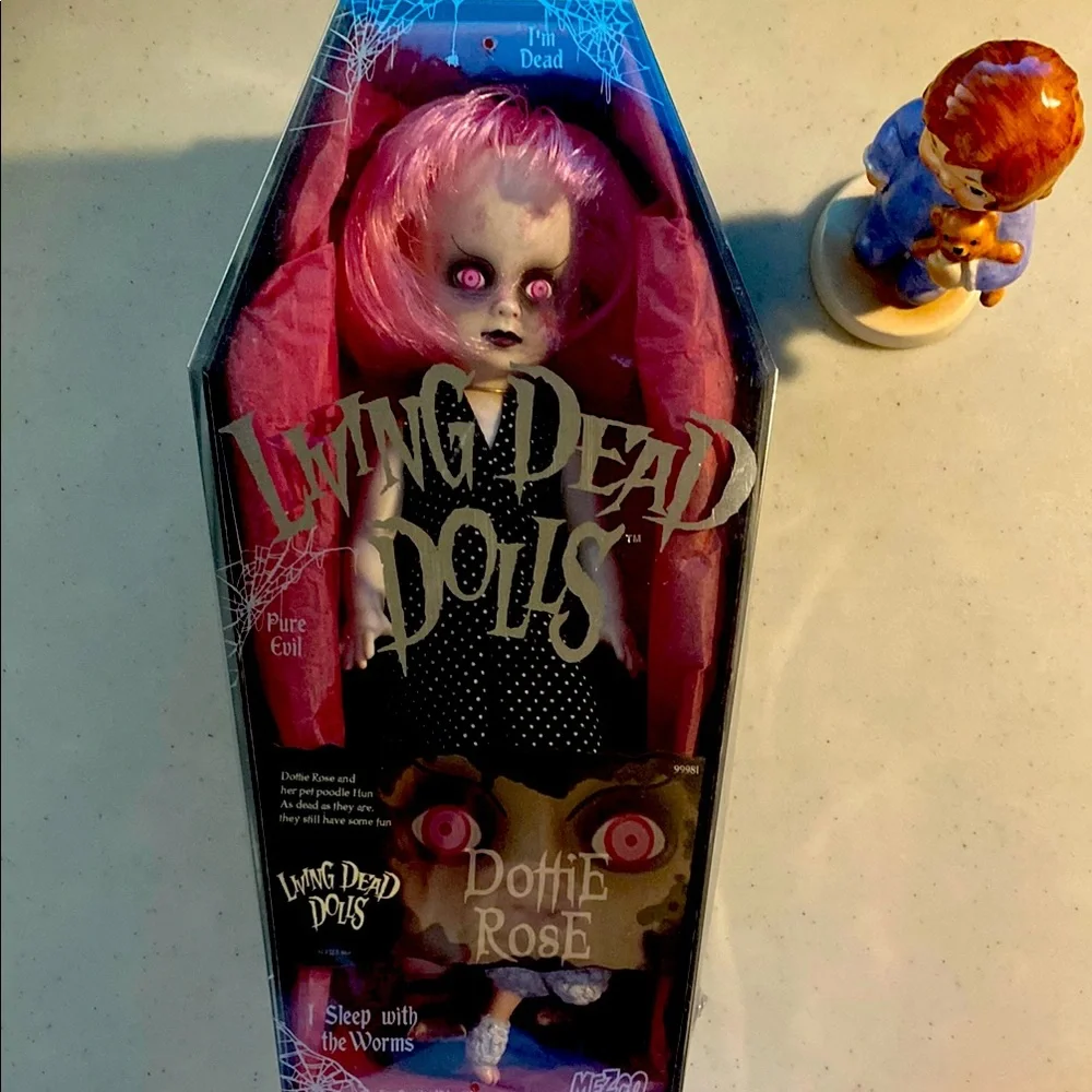Living Dead Dolls Dottie Rose